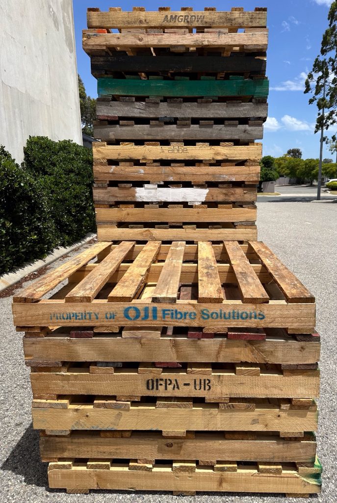2 Tonne pallets side